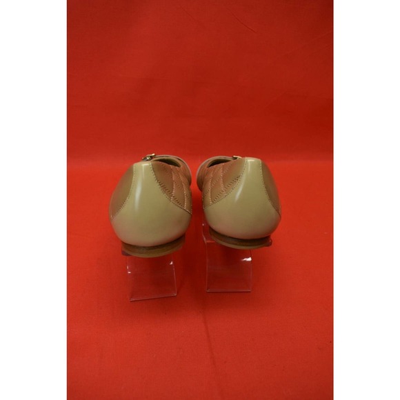 BURBERRY AVONWICK BEIGE NUDE QUILTED LEATHER GOLD LOGO BUCKLE FLATS 38.5 8.5 - Picture 6 of 12